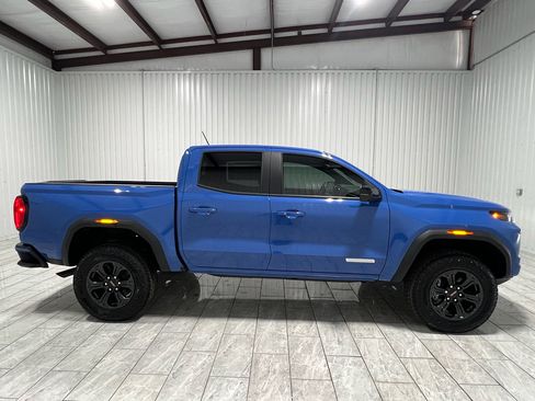 New 2025 GMC Canyon Elevation w/ Convenience Package image 6