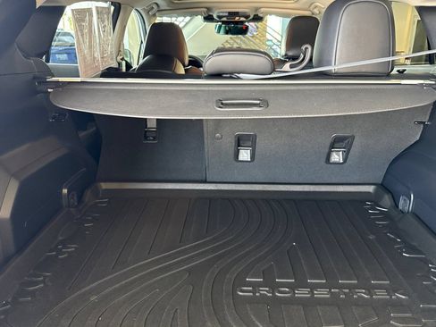Certified 2025 Subaru Crosstrek 2.5i Limited w/ Crosstrek Mirror Package AWD/4WD image 14
