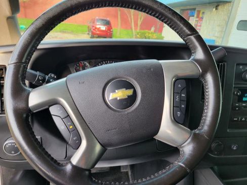Used 2016 Chevrolet Express 2500 LS image 19