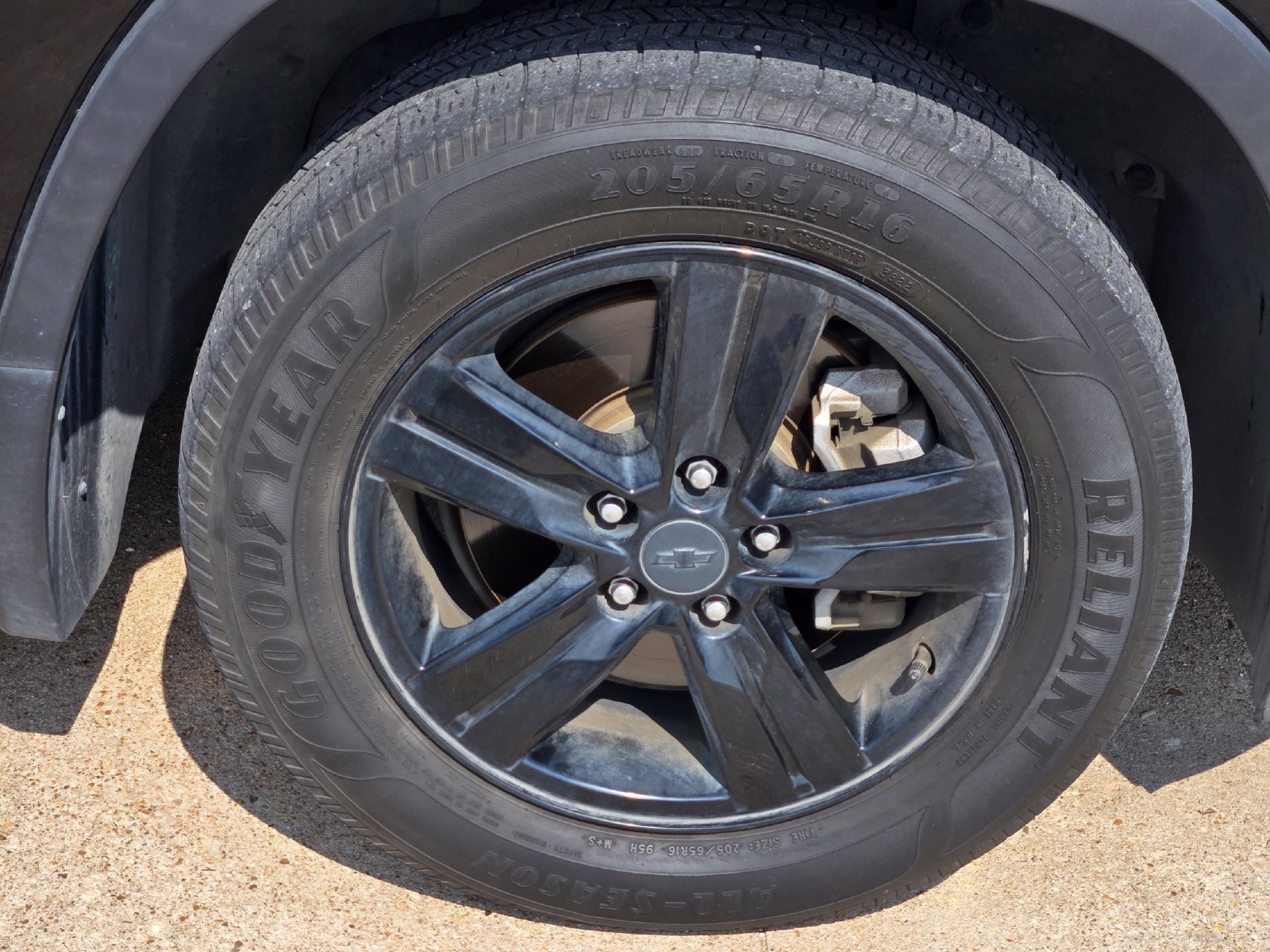 Used 2021 Chevrolet Trax LS w/ Tint and Cruise Package FWD image 8