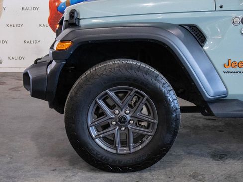 Used 2024 Jeep Wrangler Sport AWD/4WD image 14