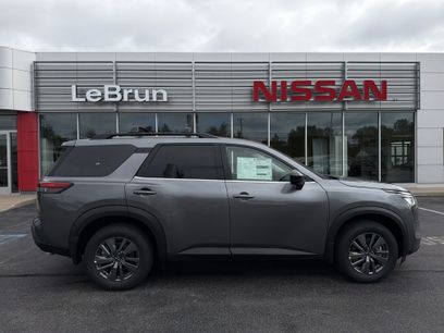 New 2026 Nissan Pathfinder SV w/ Cargo Package