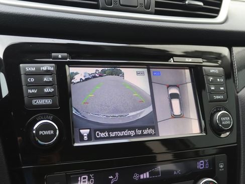 Used 2016 Nissan Rogue SL AWD/4WD image 17