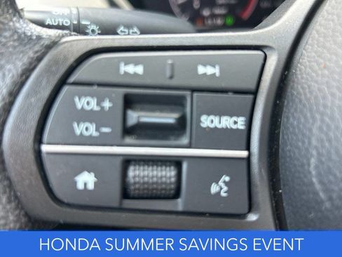 Certified 2025 Honda HR-V LX image 21