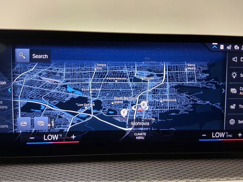 Certified 2023 BMW 330i Sedan w/ M Sport Package image 24