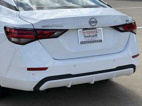 Used 2024 Nissan Sentra SV FWD image 6