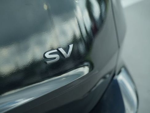 Used 2024 Nissan Rogue SV FWD image 44