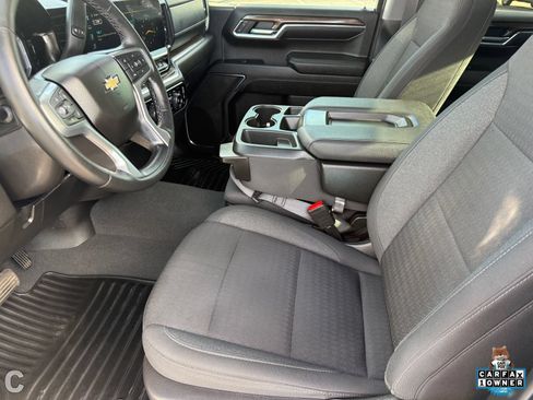 Used 2023 Chevrolet Silverado 1500 LT w/ Z71 Off-Road Package AWD/4WD image 12