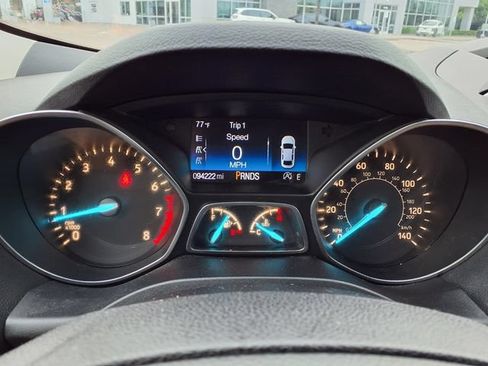 Used 2017 Ford Escape SE FWD image 20