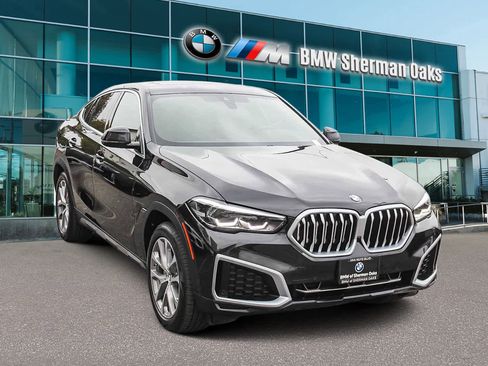 Used 2023 BMW X6 xDrive40i w/ Premium Package image 3