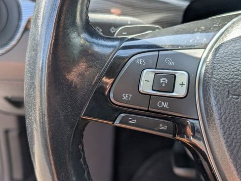 Used 2020 Volkswagen Passat 2.0T R-Line image 34