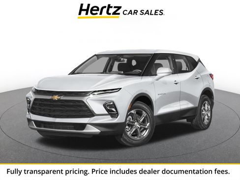 Used 2025 Chevrolet Blazer LT FWD image 1