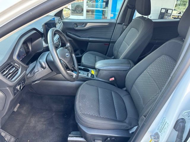 Used 2024 Ford Escape Active w/ Tech Pack #1 AWD/4WD image 17