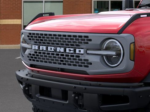 New 2025 Ford Bronco Badlands image 19