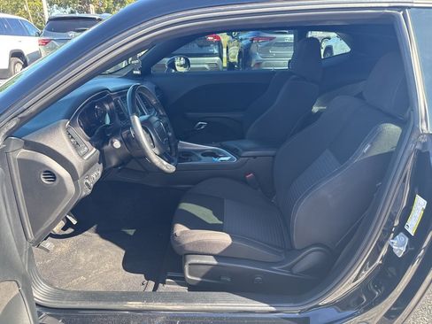 Used 2022 Dodge Challenger GT w/ Blacktop Package image 7