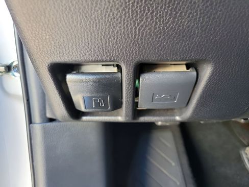 Used 2024 Toyota RAV4 LE image 30