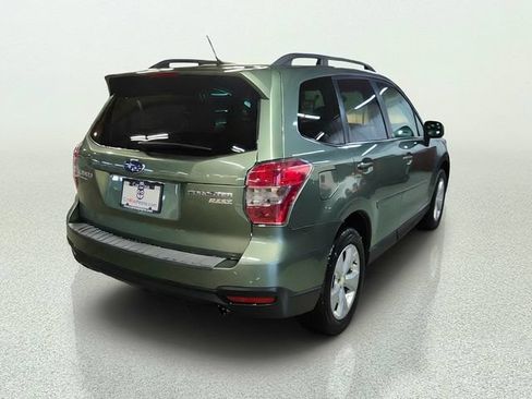 Used 2015 Subaru Forester 2.5i Limited AWD/4WD image 2