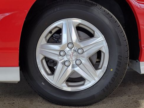 Used 2001 Chevrolet Monte Carlo SS w/ High Sport Appearance Pkg FWD image 6