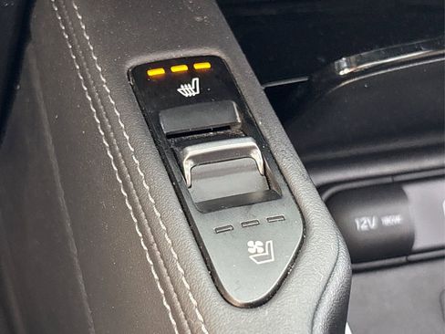 Used 2022 Kia Telluride SX w/ SX Prestige Package image 38