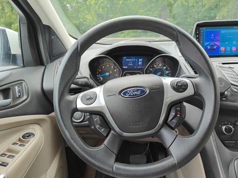 Used 2014 Ford Escape SE FWD image 8
