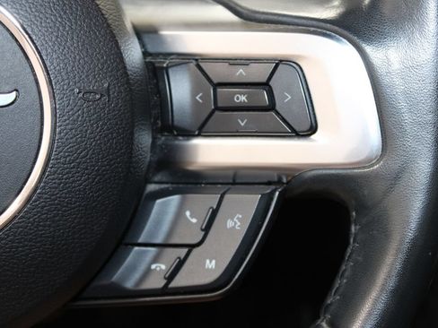 Used 2018 Ford Mustang Coupe RWD image 35