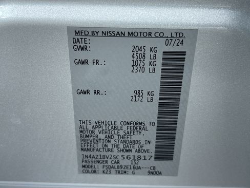 Certified 2025 Nissan Leaf S FWD image 12