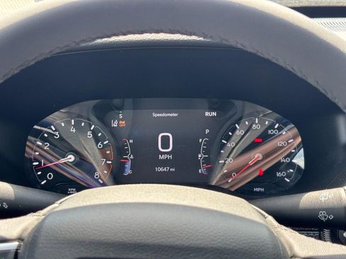 Used 2025 Jeep Compass Latitude w/ Altitude Special Edition image 19