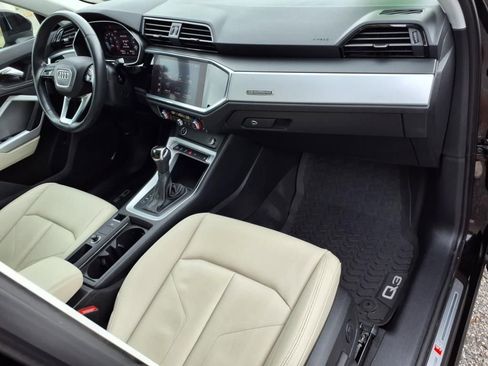 Used 2021 Audi Q3 2.0T Premium image 19