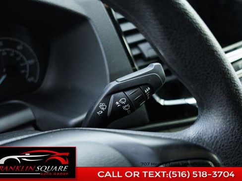 Used 2024 Ford Transit 350 XLT image 36