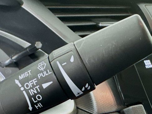 Used 2018 Honda Civic EX image 16