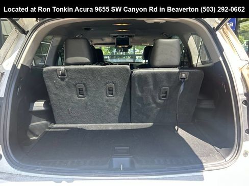 Used 2018 Honda Pilot Touring image 16