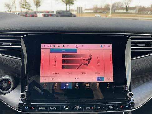 New 2024 Jeep Wagoneer Series III w/ Rear Seat Video Group 1 image 32