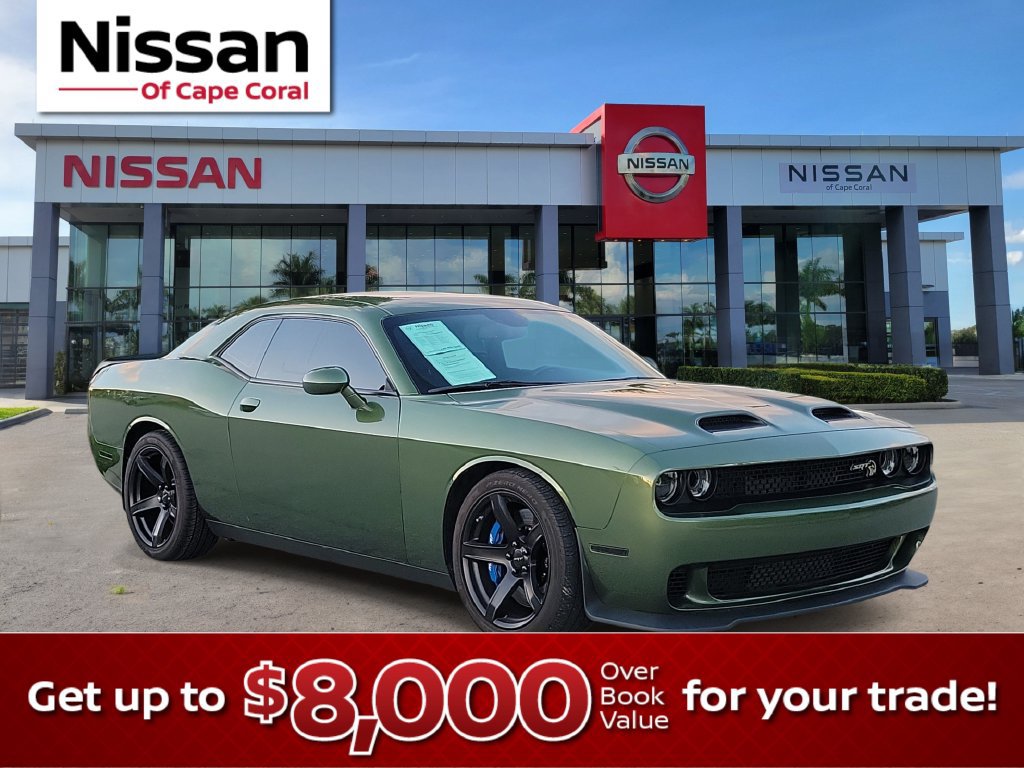 Used 2022 Dodge Challenger SRT Hellcat RWD image 1