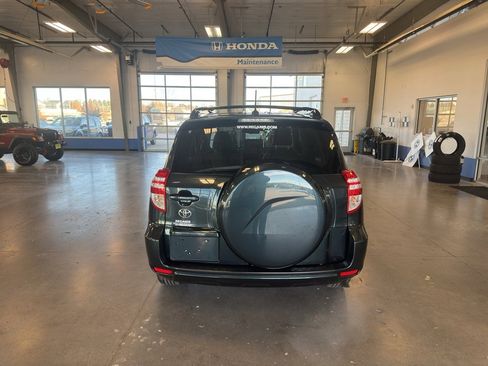 Used 2011 Toyota RAV4 Limited image 4