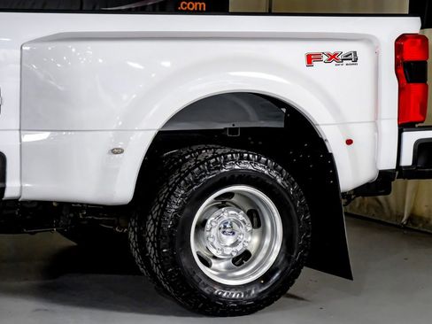 Used 2024 Ford F350 Lariat w/ FX4 Off-Road Package image 13