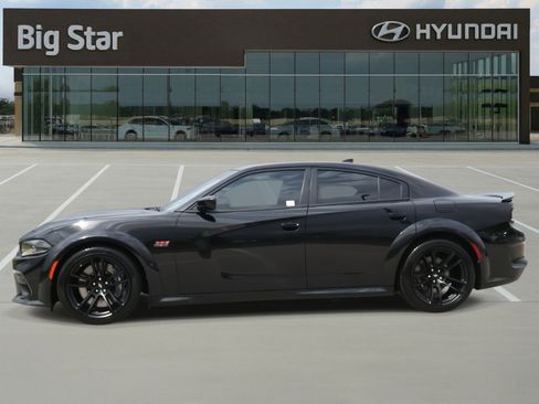 Used 2023 Dodge Charger Scat Pack image 2