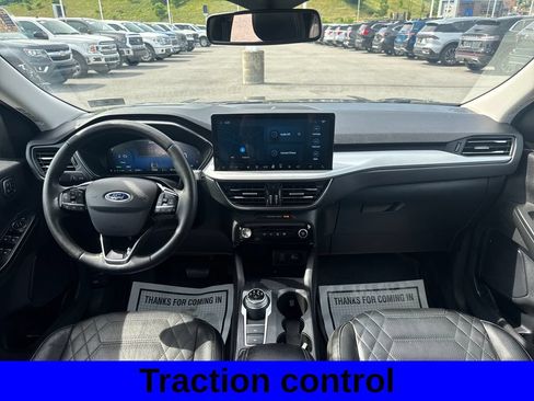 Used 2023 Ford Escape SE w/ PHEV Premium Package FWD image 11