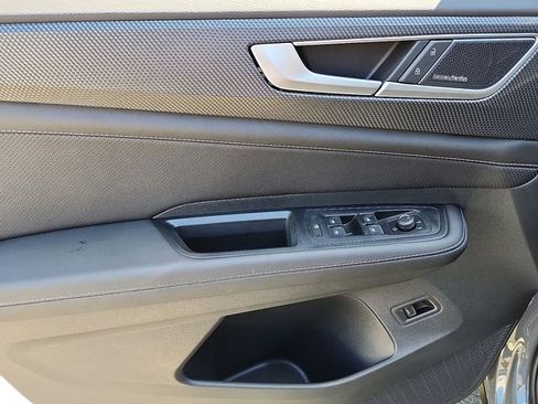 New 2025 Volkswagen Atlas Cross Sport SEL Premium R-Line image 6