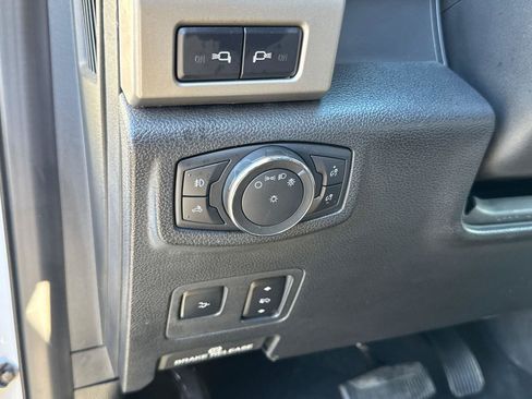 Certified 2020 Ford F250 Lariat w/ Lariat Ultimate Package image 28