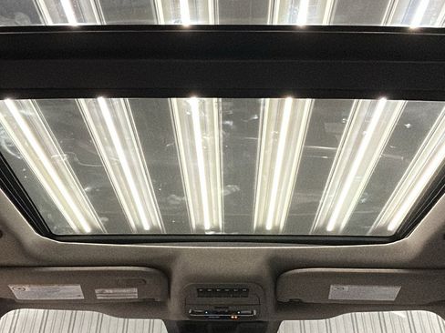 Used 2026 Ford F450 Platinum w/ Platinum Plus Package image 36