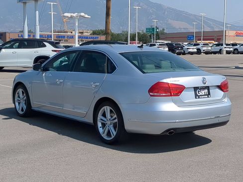Used 2015 Volkswagen Passat 1.8T SE FWD image 5