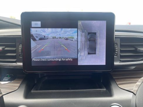 Used 2020 Ford Explorer Limited AWD/4WD image 12