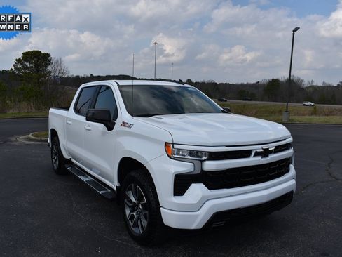 Used 2025 Chevrolet Silverado 1500 RST image 1