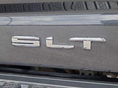 Used 2020 GMC Sierra 2500 SLT w/ SLT Convenience Package AWD/4WD image 9