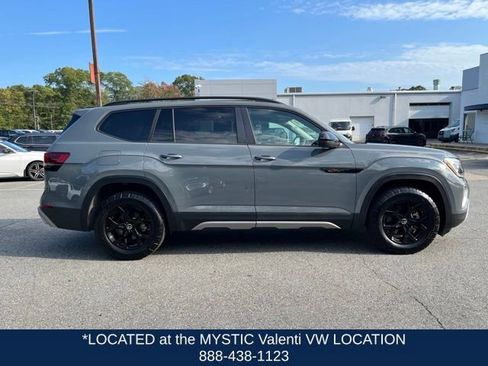Certified 2024 Volkswagen Atlas Peak Edition SE image 5