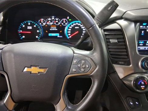 Used 2017 Chevrolet Tahoe LT image 12