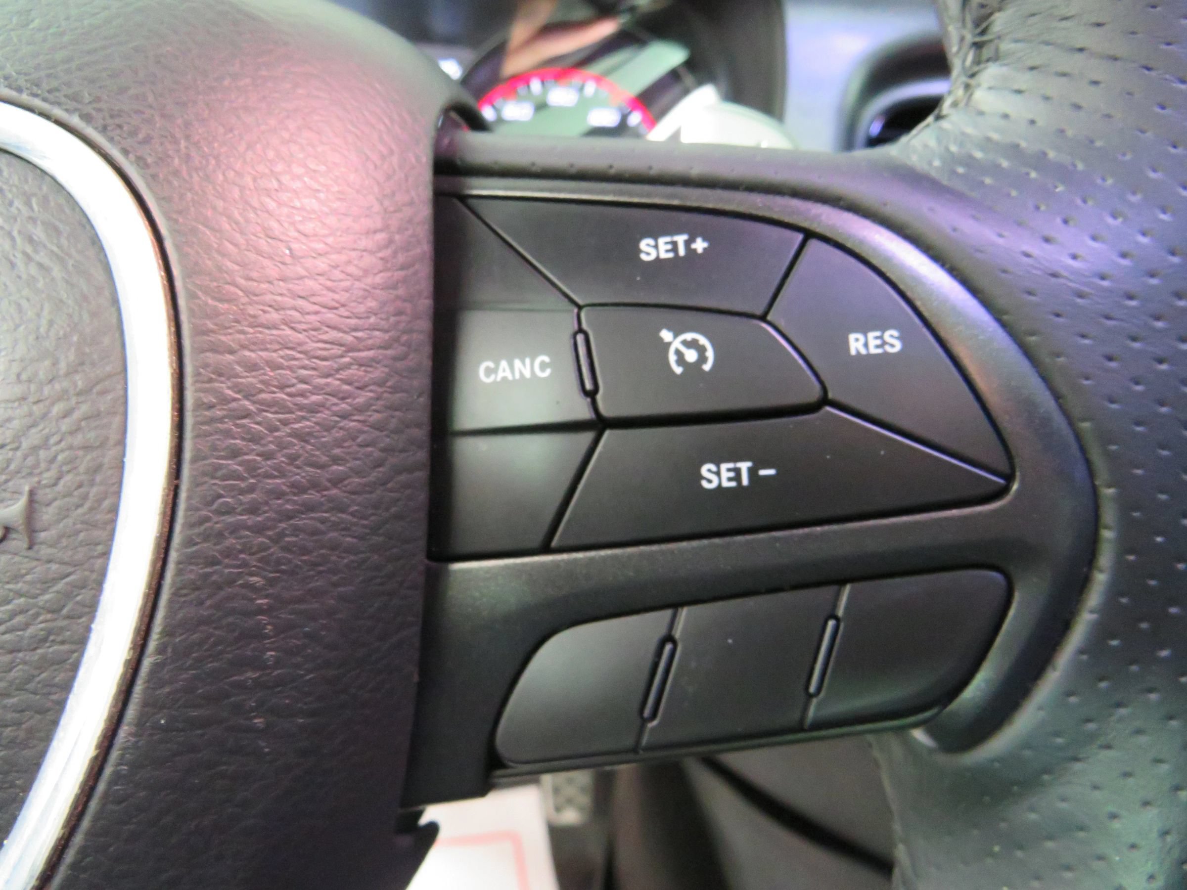 Used 2017 Dodge Charger R/T RWD image 17