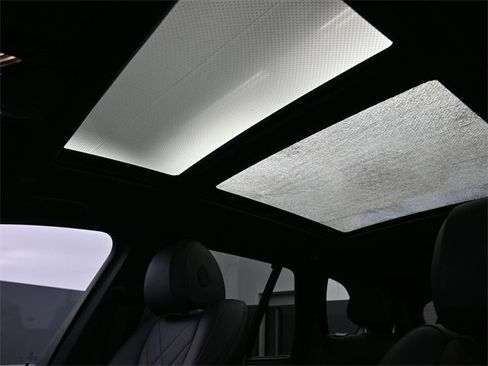 Used 2023 BMW X5 sDrive40i w/ Executive Package image 10