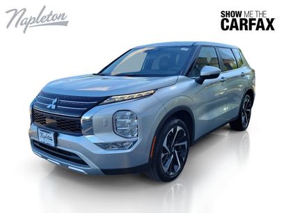 Used 2024 Mitsubishi Outlander SE