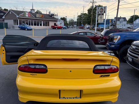 Used 1995 Chevrolet Camaro Z28 RWD image 6